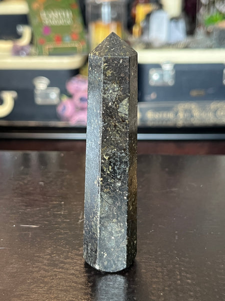 Nuummite Generator #4 Tall