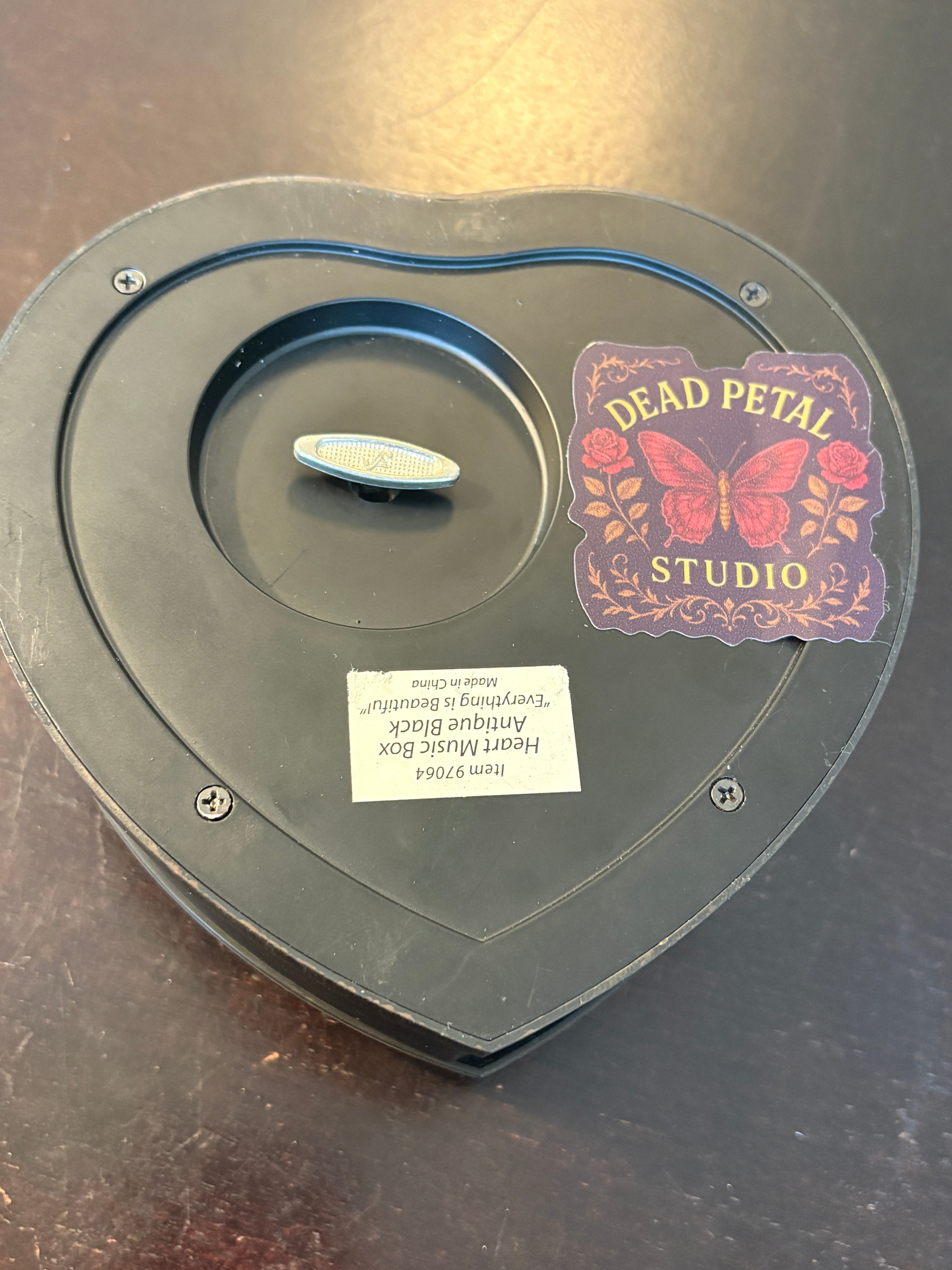 Dead Petal Studio – Spot Swordtail (Graphium aristeus hermocrates) Butterfly Music Box