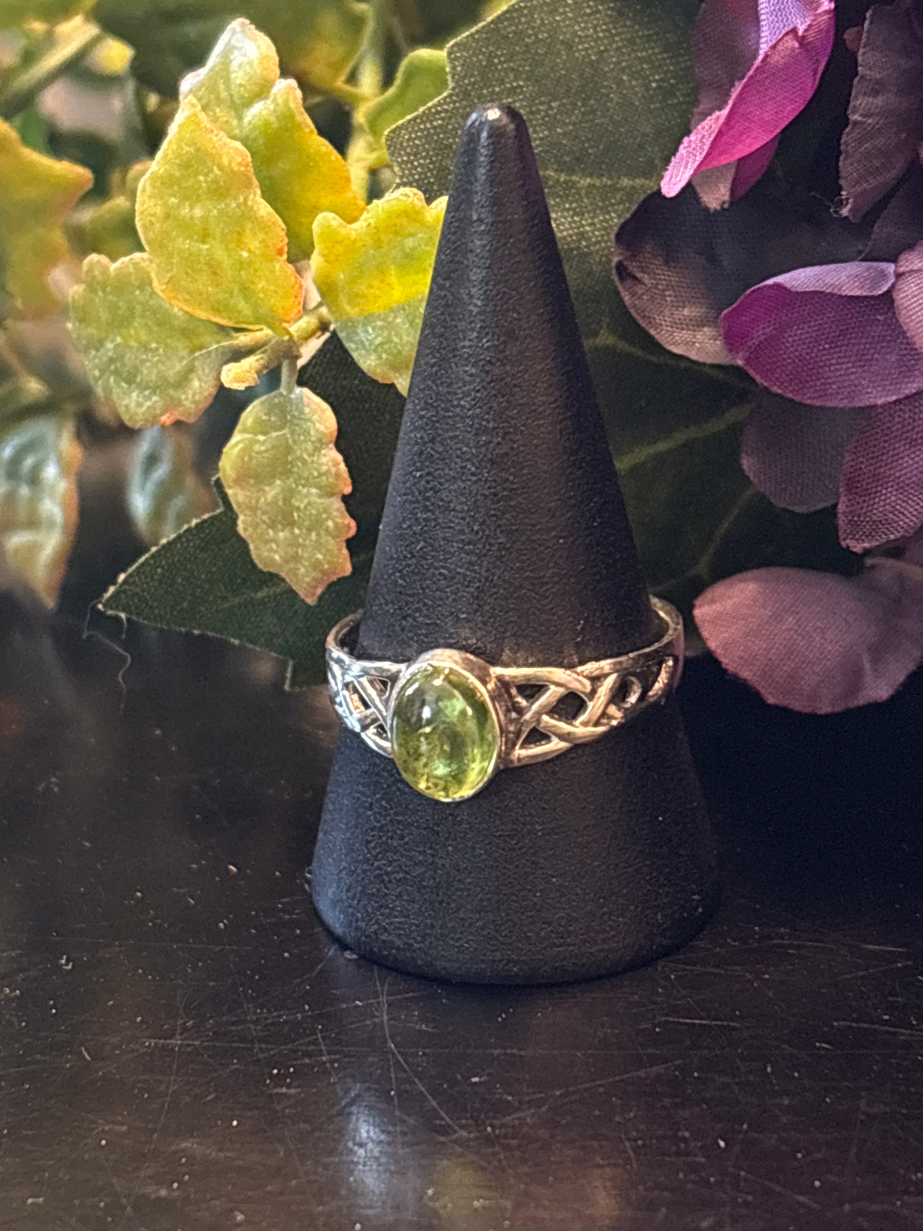 Silver .925 Peridot Ring (170) – Growth & Positive Energy Crystal Jewelry