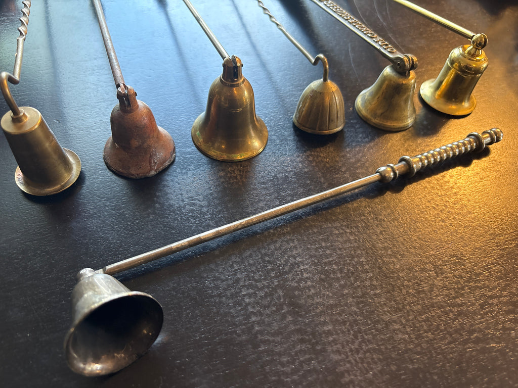 Silver-Plated / Pewter Ribbed-Handle Snuffer