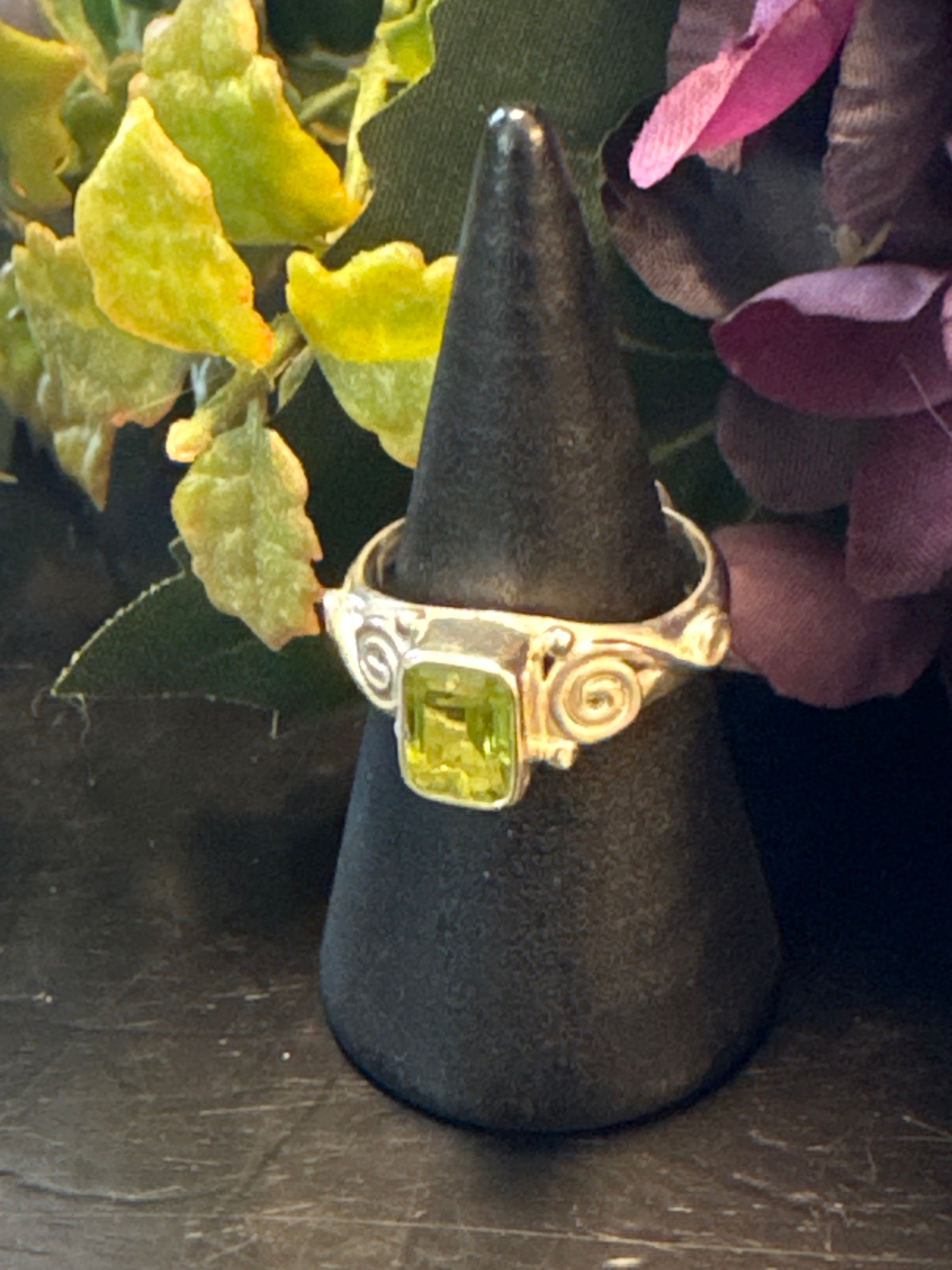 Silver .925 Peridot Ring (170) – Growth & Positive Energy Crystal Jewelry