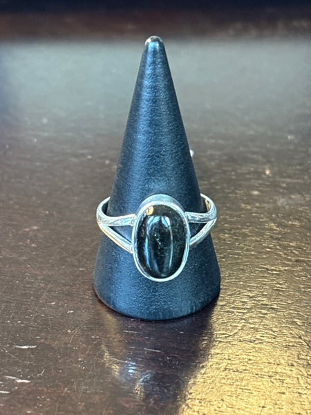 Silver .925 Black Star Ring (208)