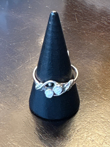Silver .925 Rainbow Moonstone Ring (176)