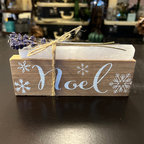Holiday Wood Tabletop Signs