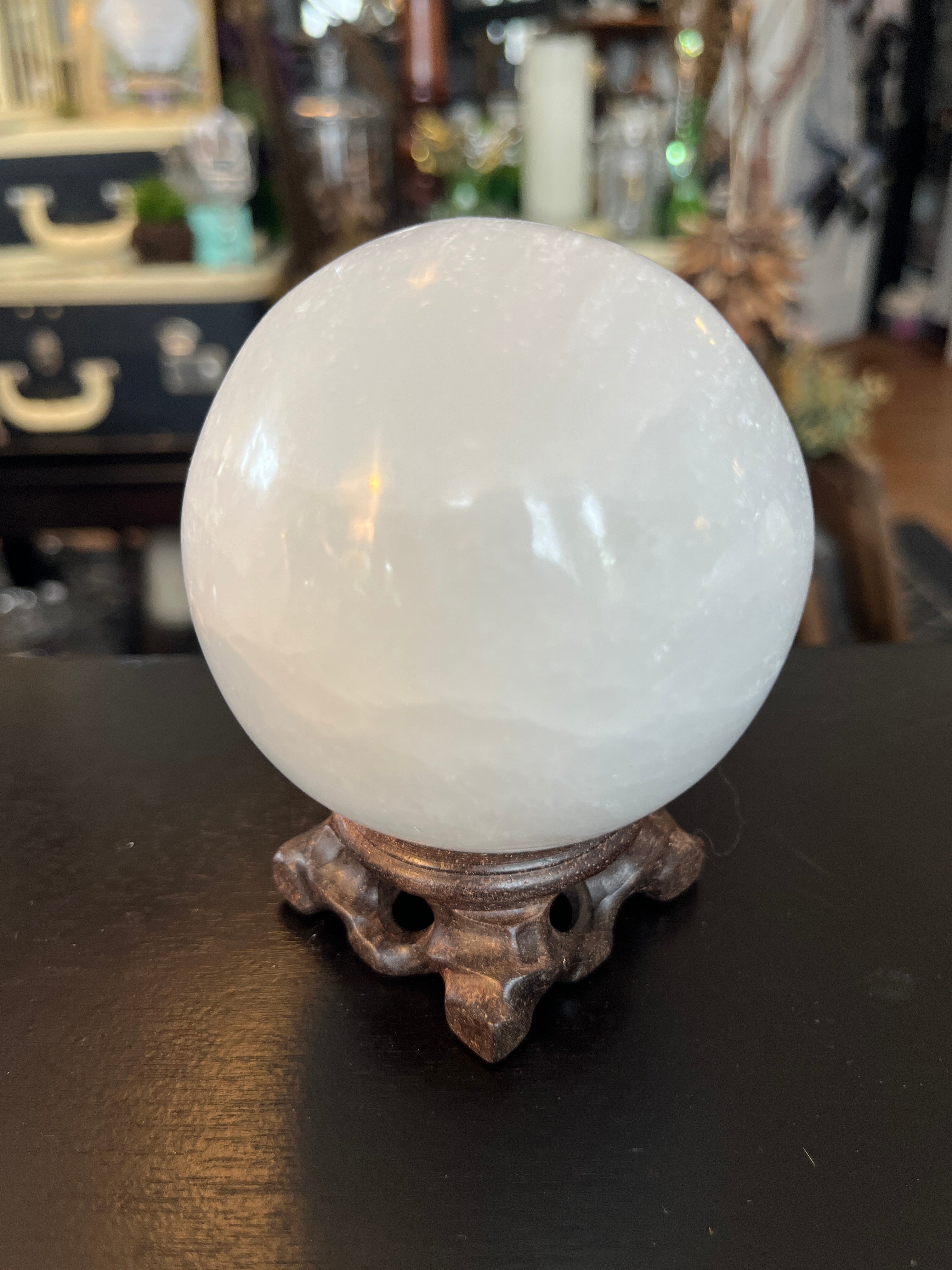 Selenite Orb & Sphere – Cleansing & High Vibration Healing Crystal (Satin Spar)