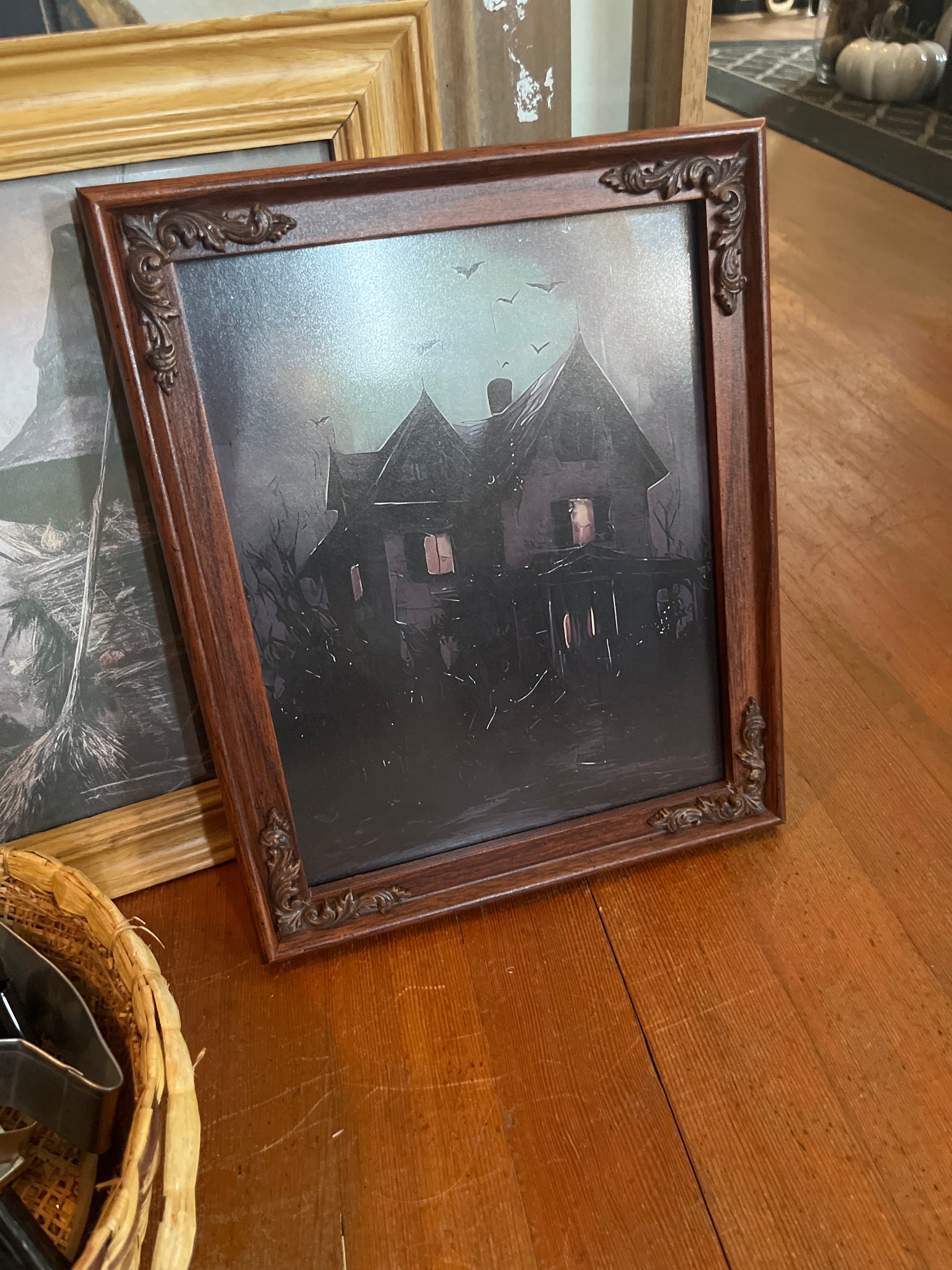Vintage Frame 9.5x 11.5”