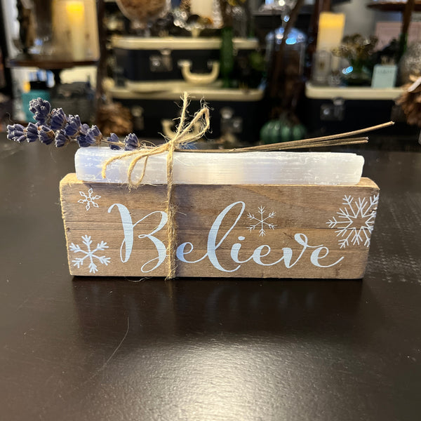 Holiday Wood Tabletop Signs