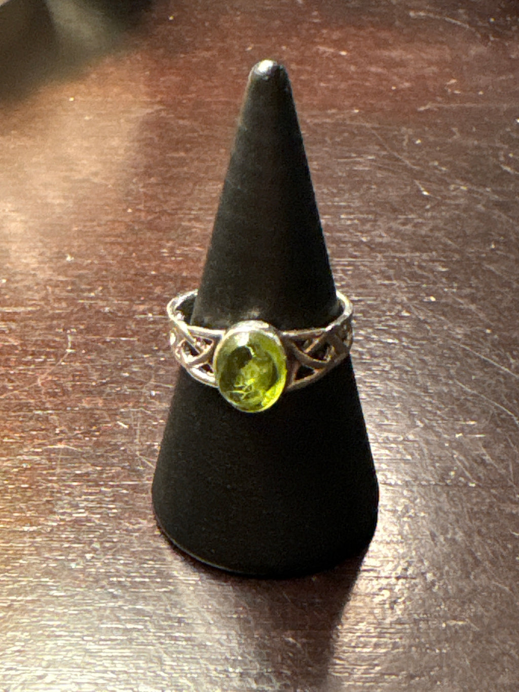 Silver .925 Peridot Ring (170) – Growth & Positive Energy Crystal Jewelry