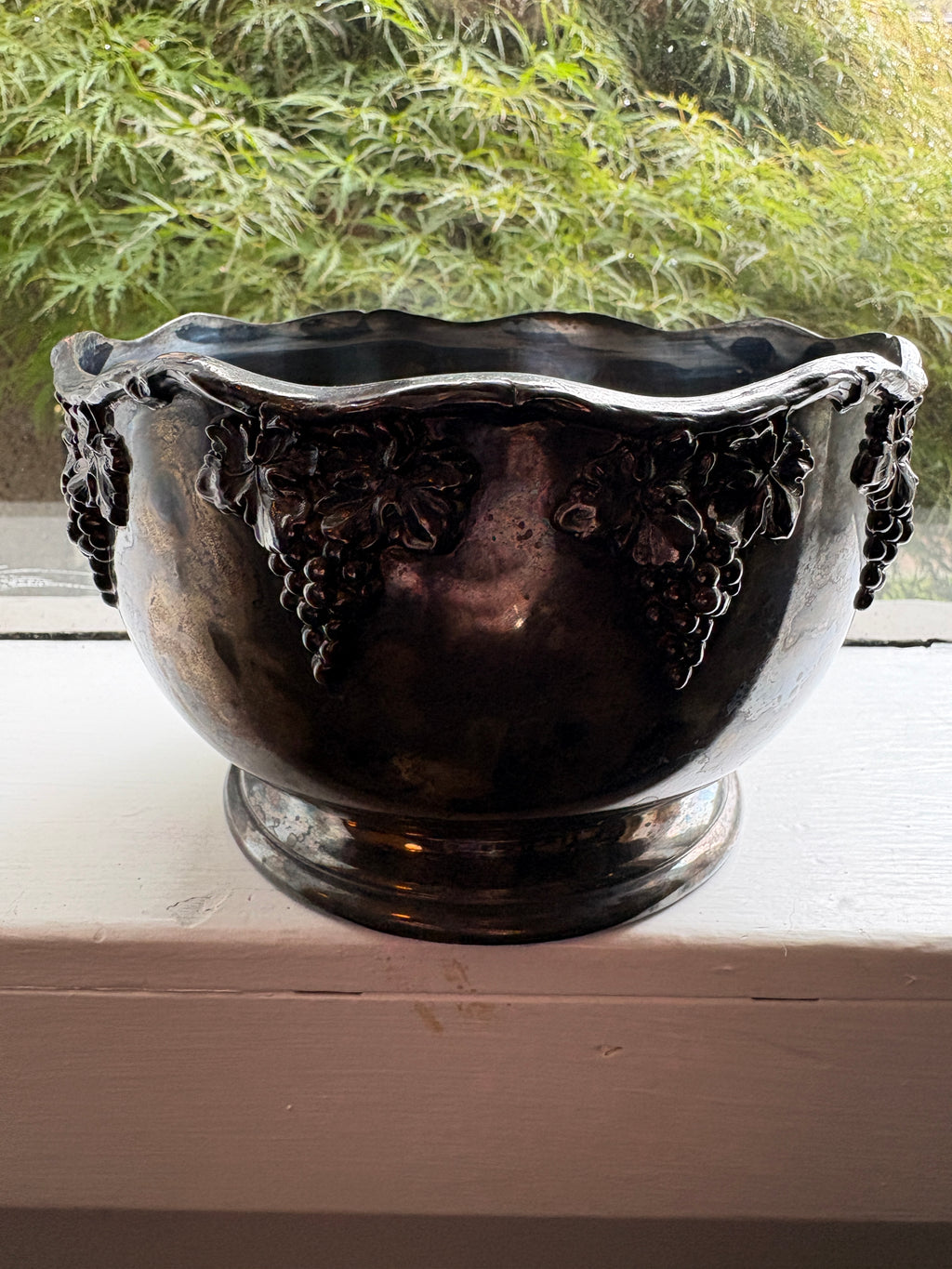 Vintage Old English Grapevine Silverplate Bowl