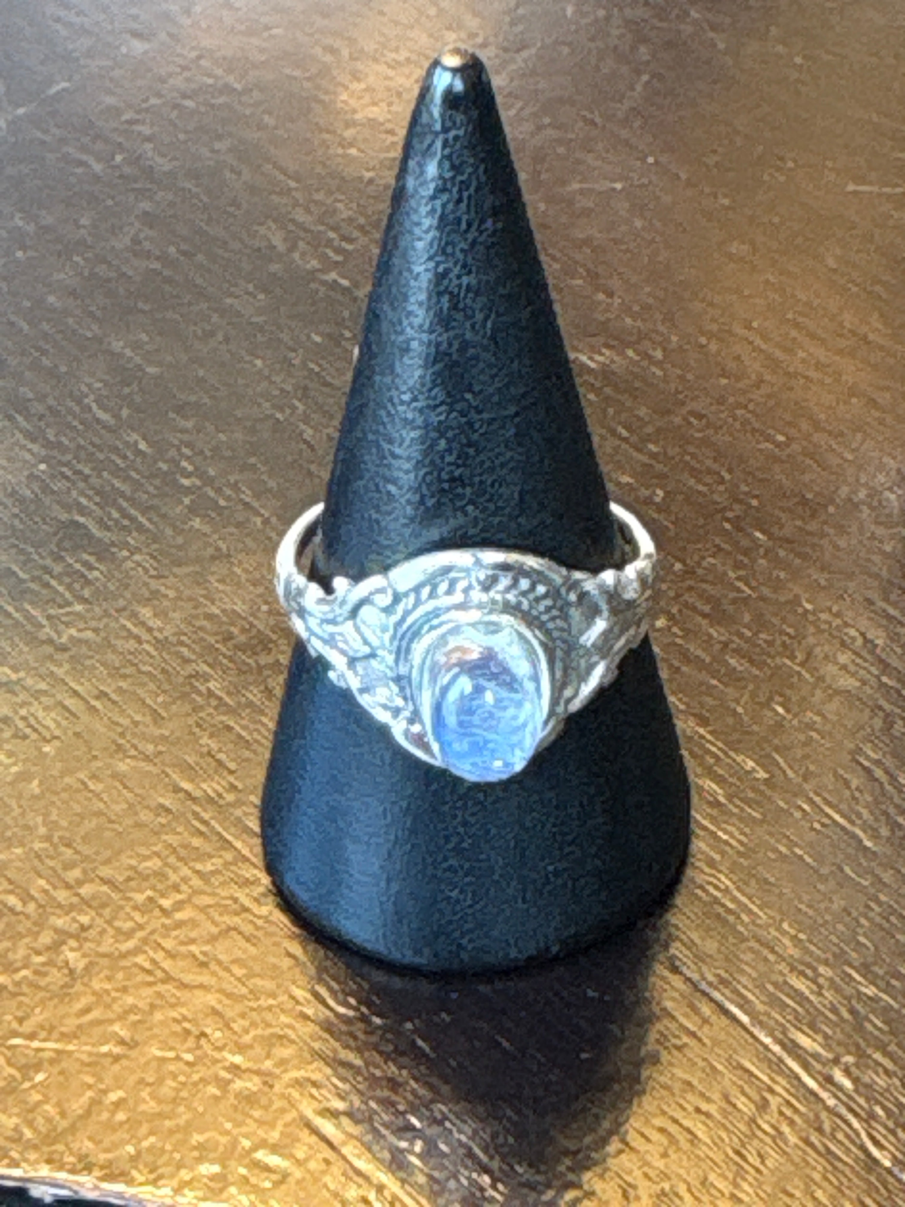 Silver .925 Rainbow Moonstone Ring (176) – Intuition & Divine Feminine Crystal Jewelry