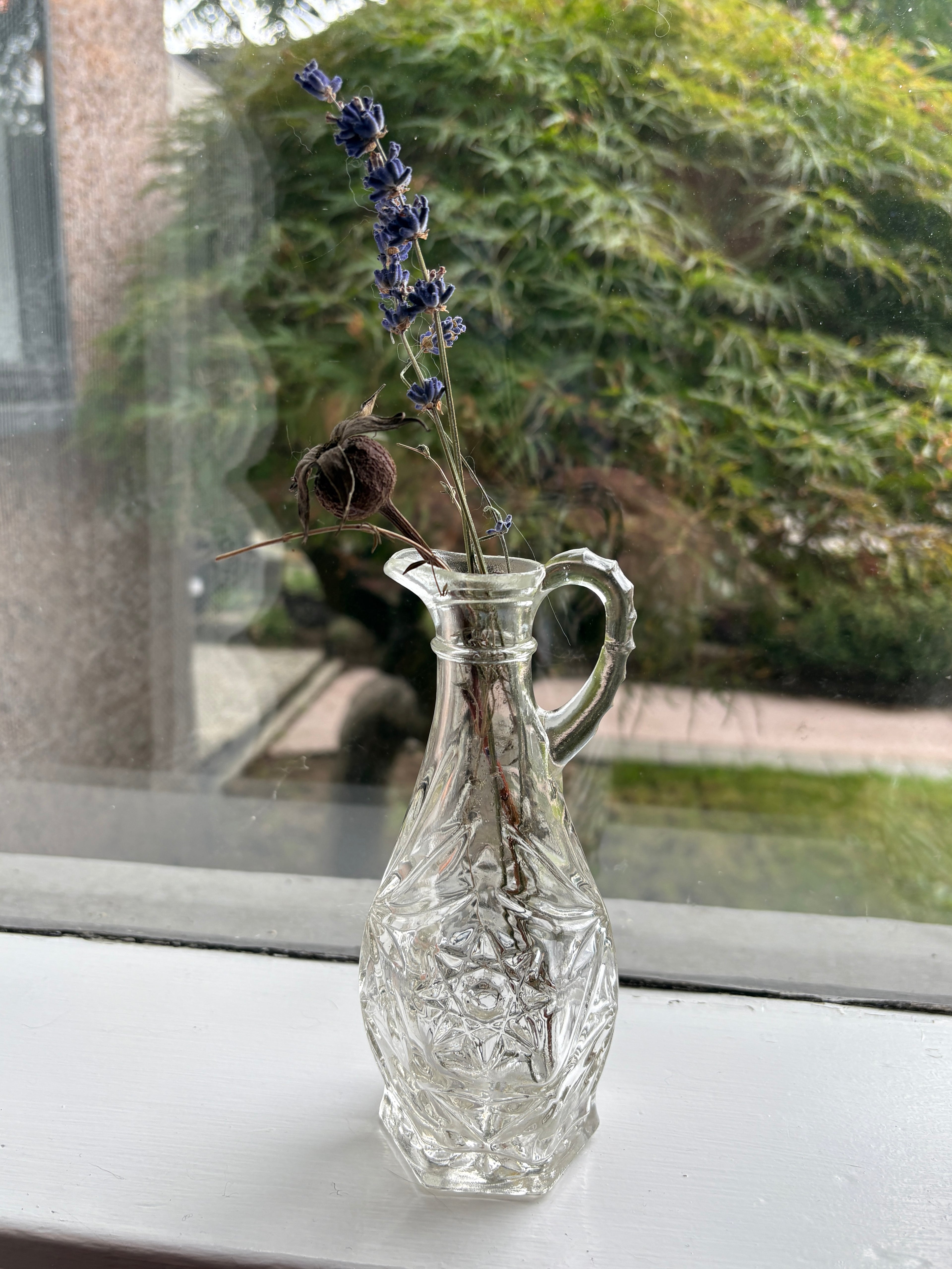 Vintage Anchor Hocking Fan & Star Cruet