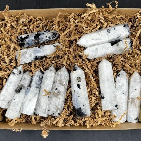 Rainbow Moonstone Generator Tower – Intuition & Divine Feminine Healing Crystal