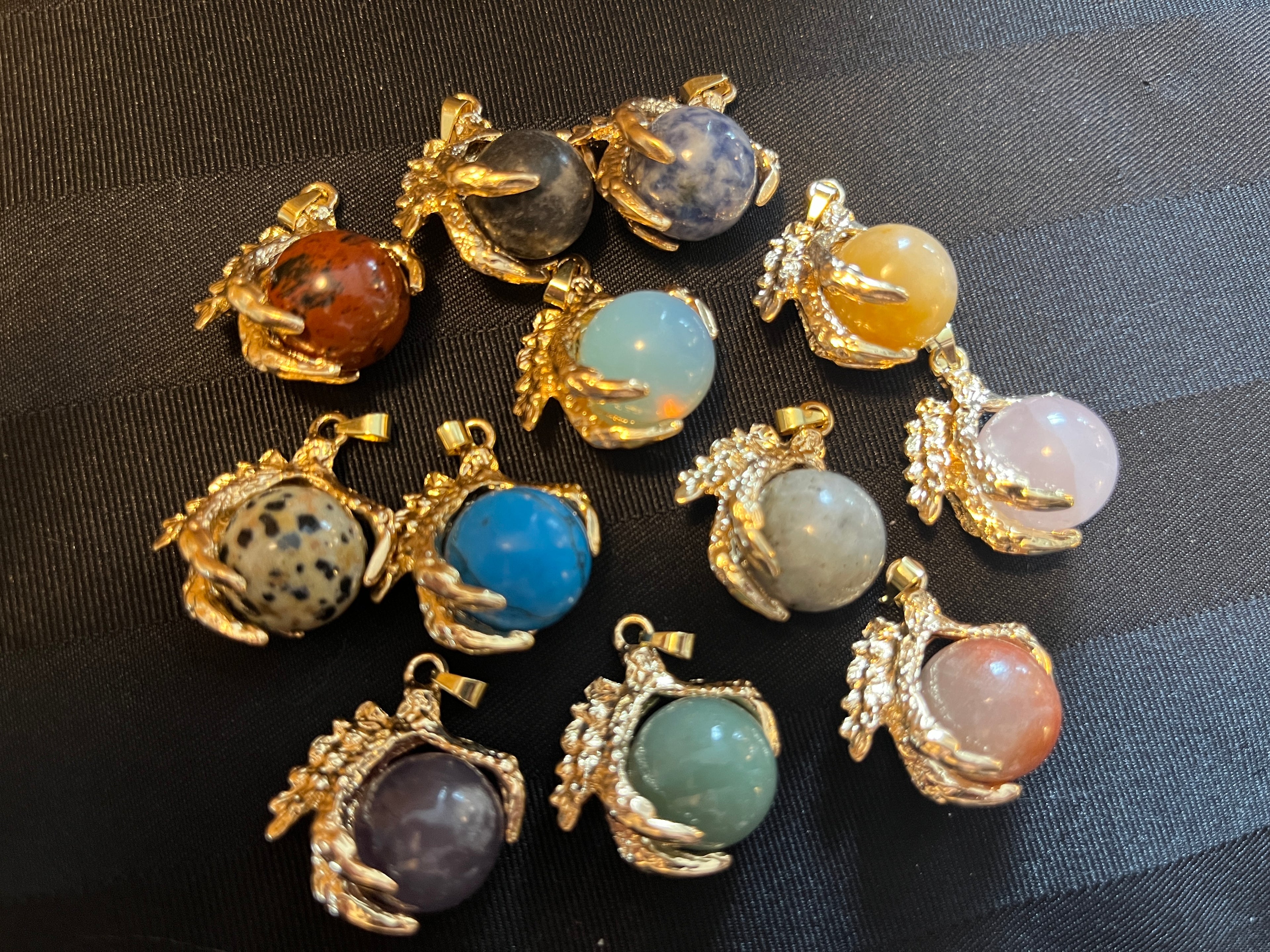 Dragon Claw Pendents - Gold