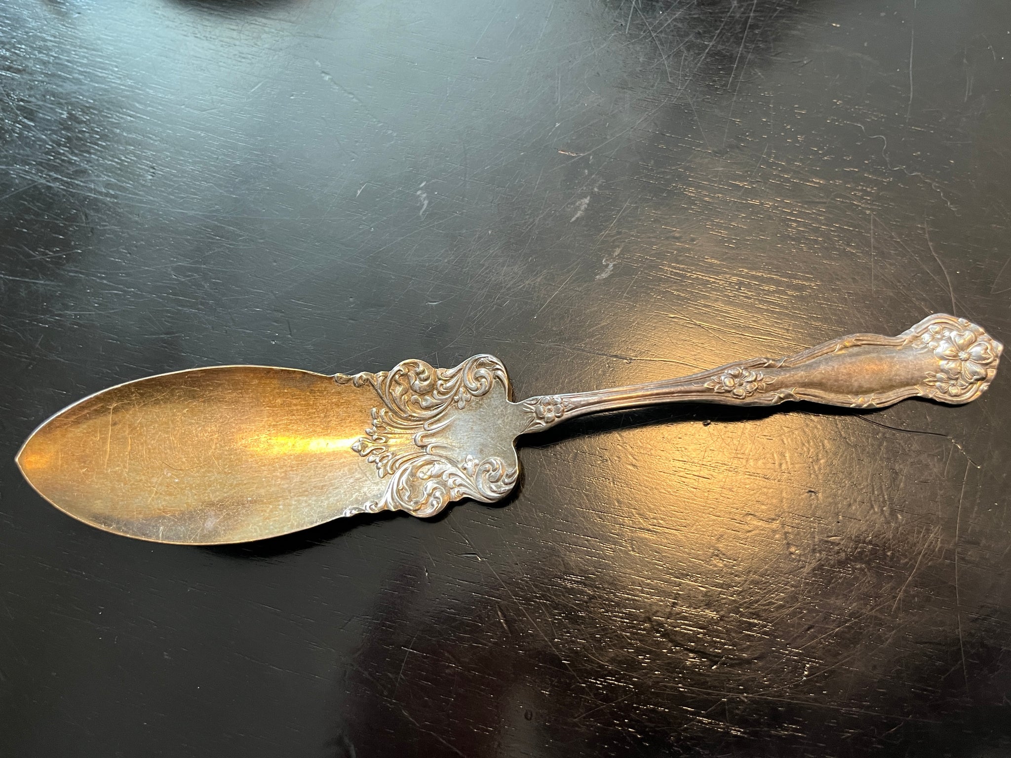 WM Rogers & Son Pie / Cake Jelly Server