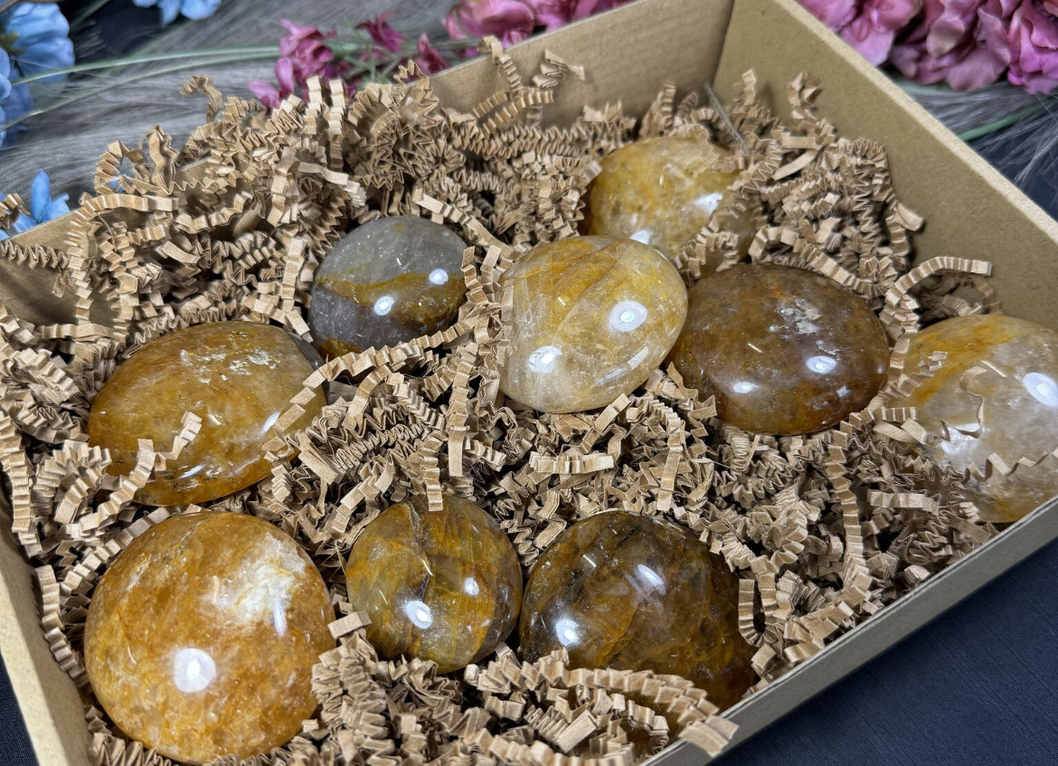 Golden Healer Palm Stone – Universal Healing & High Vibration Crystal