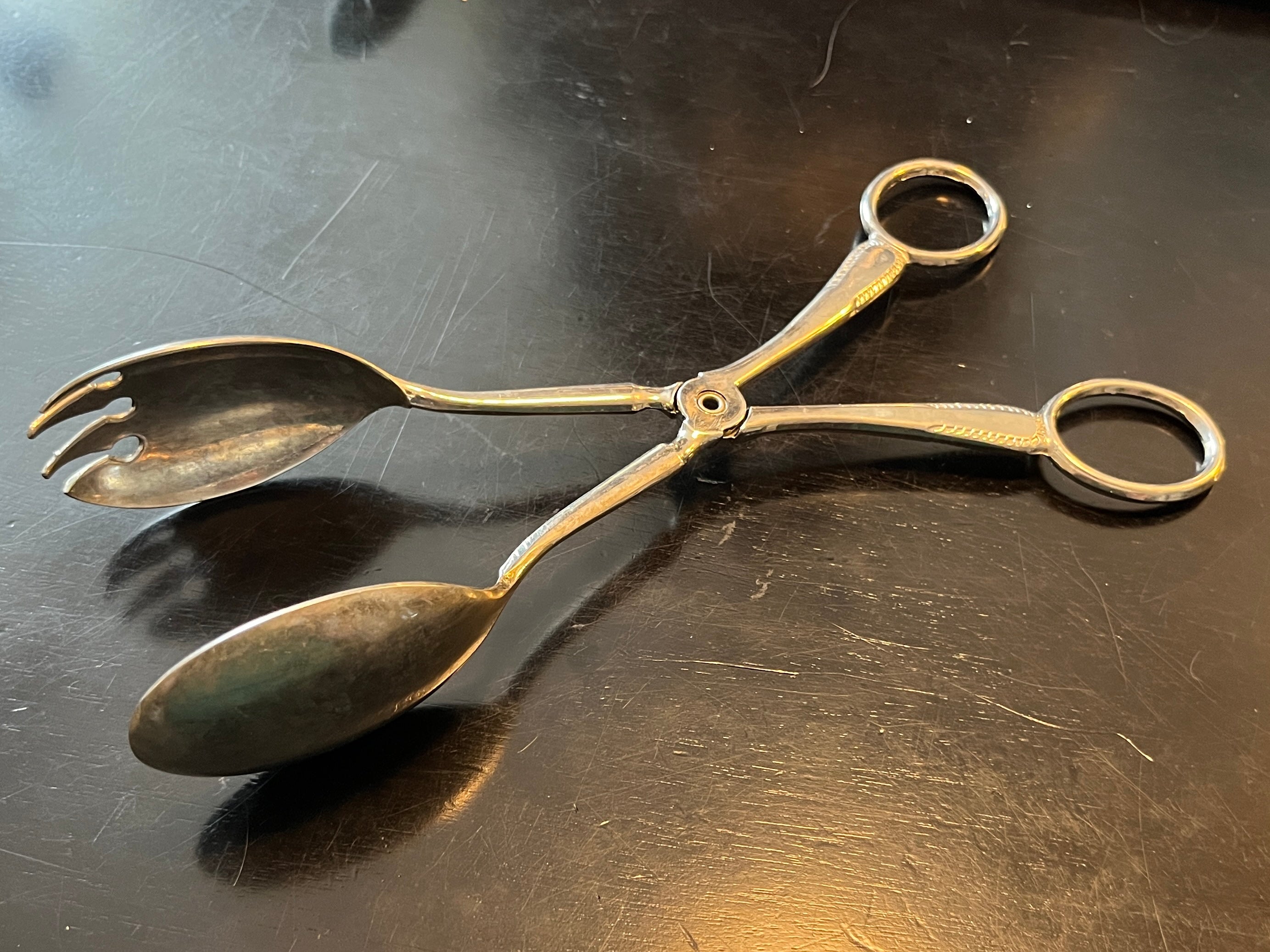 Vintage Brama Tongs