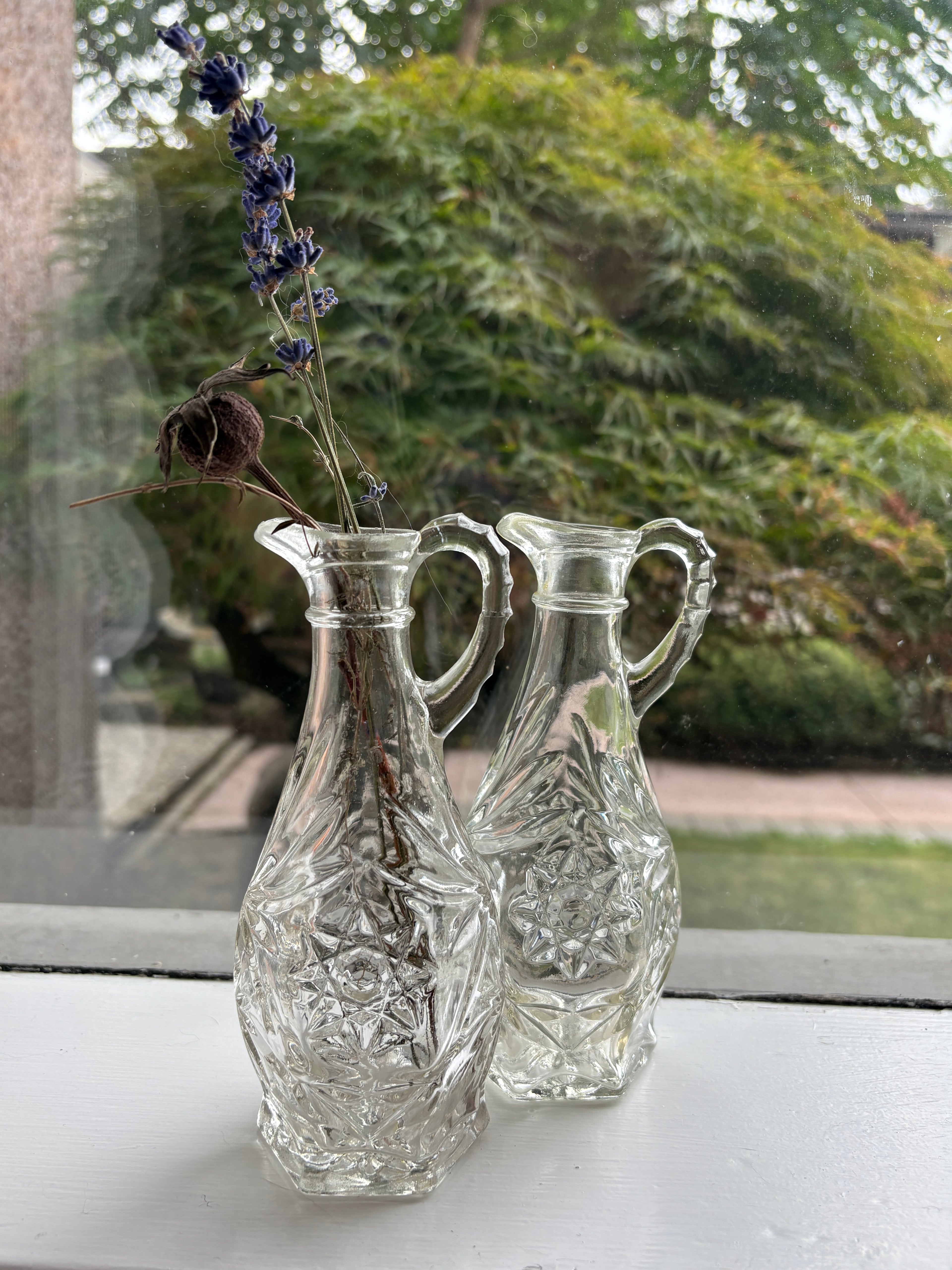 Vintage Anchor Hocking Fan & Star Cruet