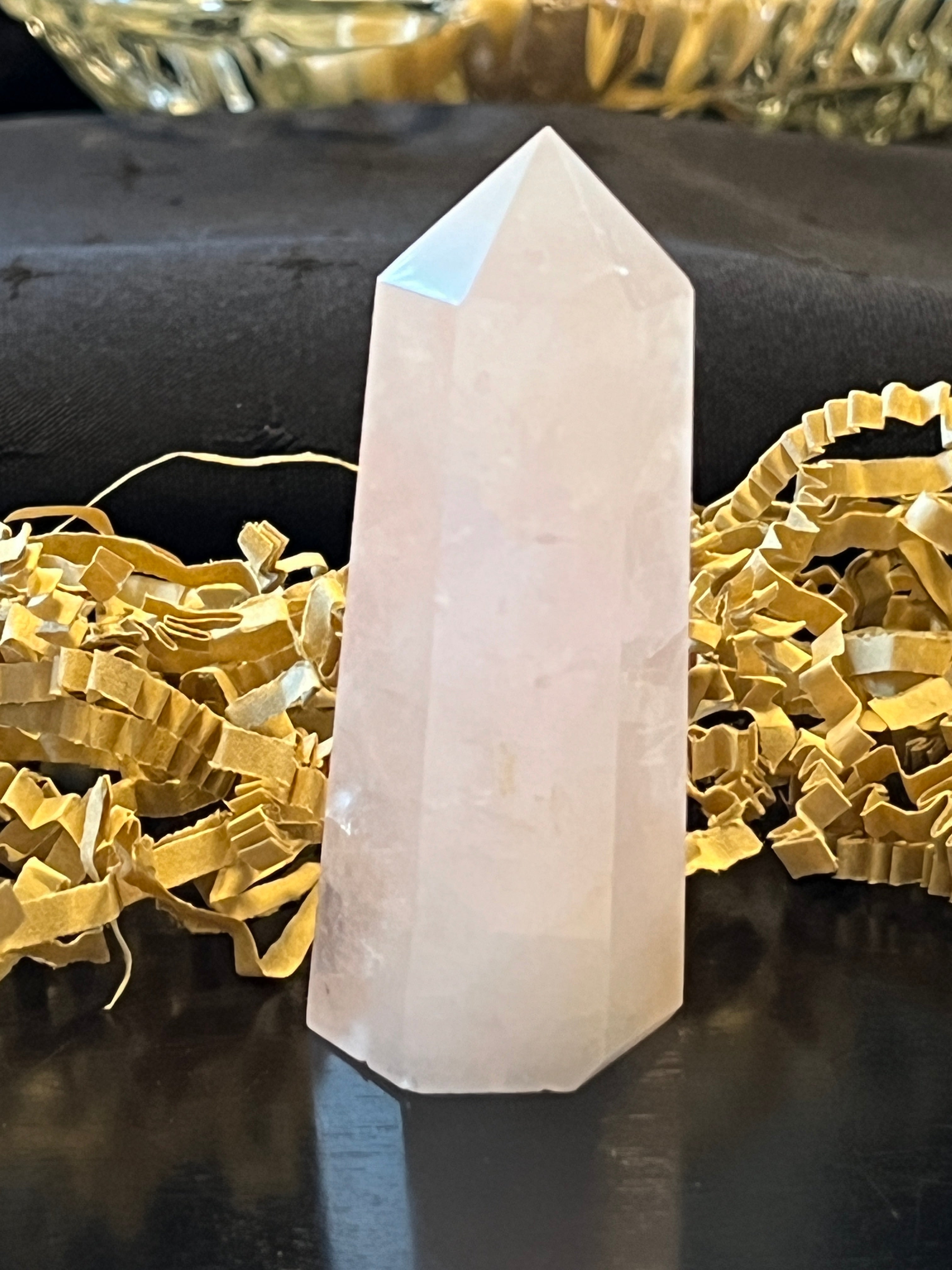Rose Quartz Generator Tower – Love & Self-Compassion Healing Crystal (Set 1)