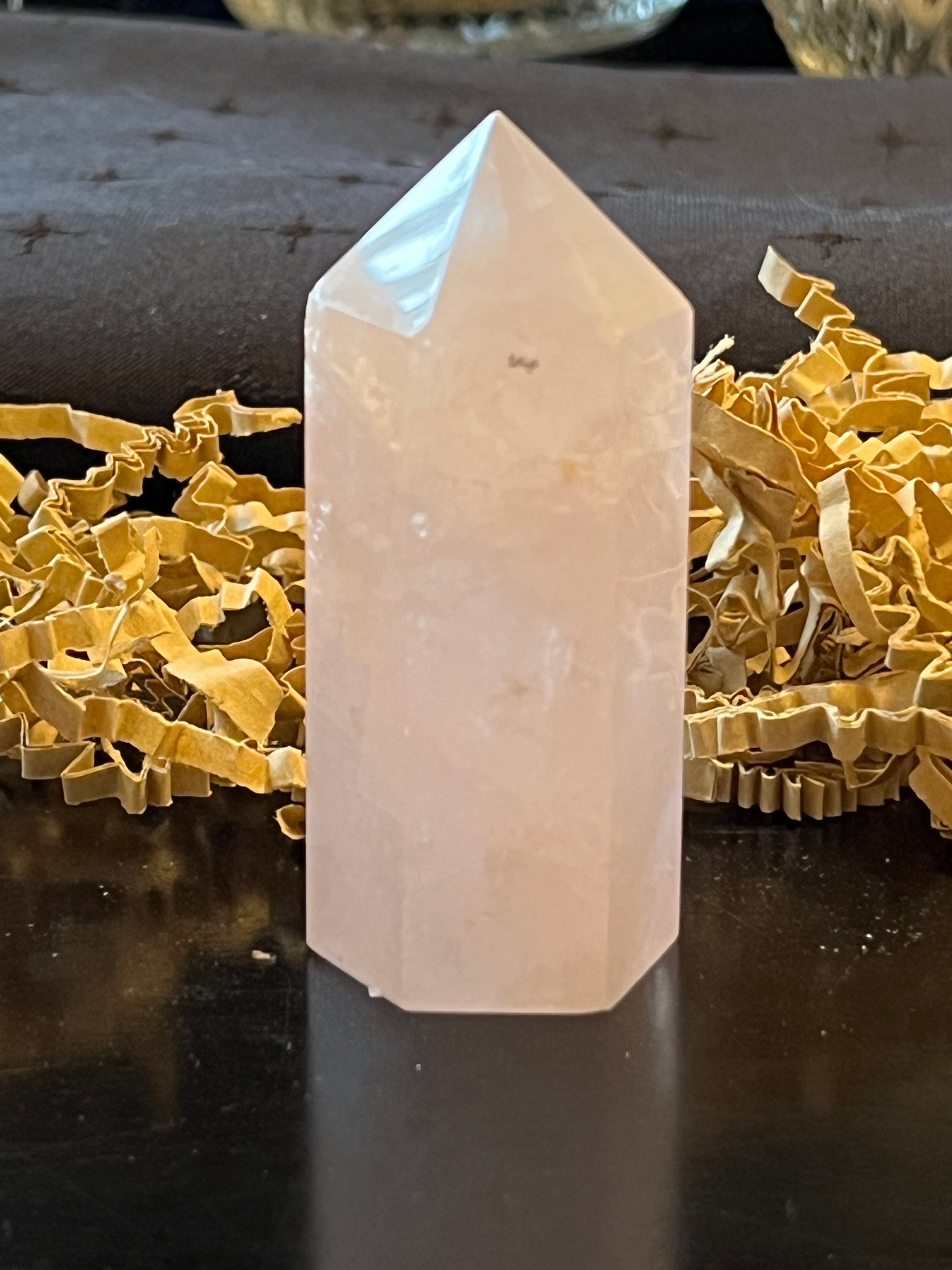 Rose Quartz Generator Tower – Love & Self-Compassion Healing Crystal (Set 1)