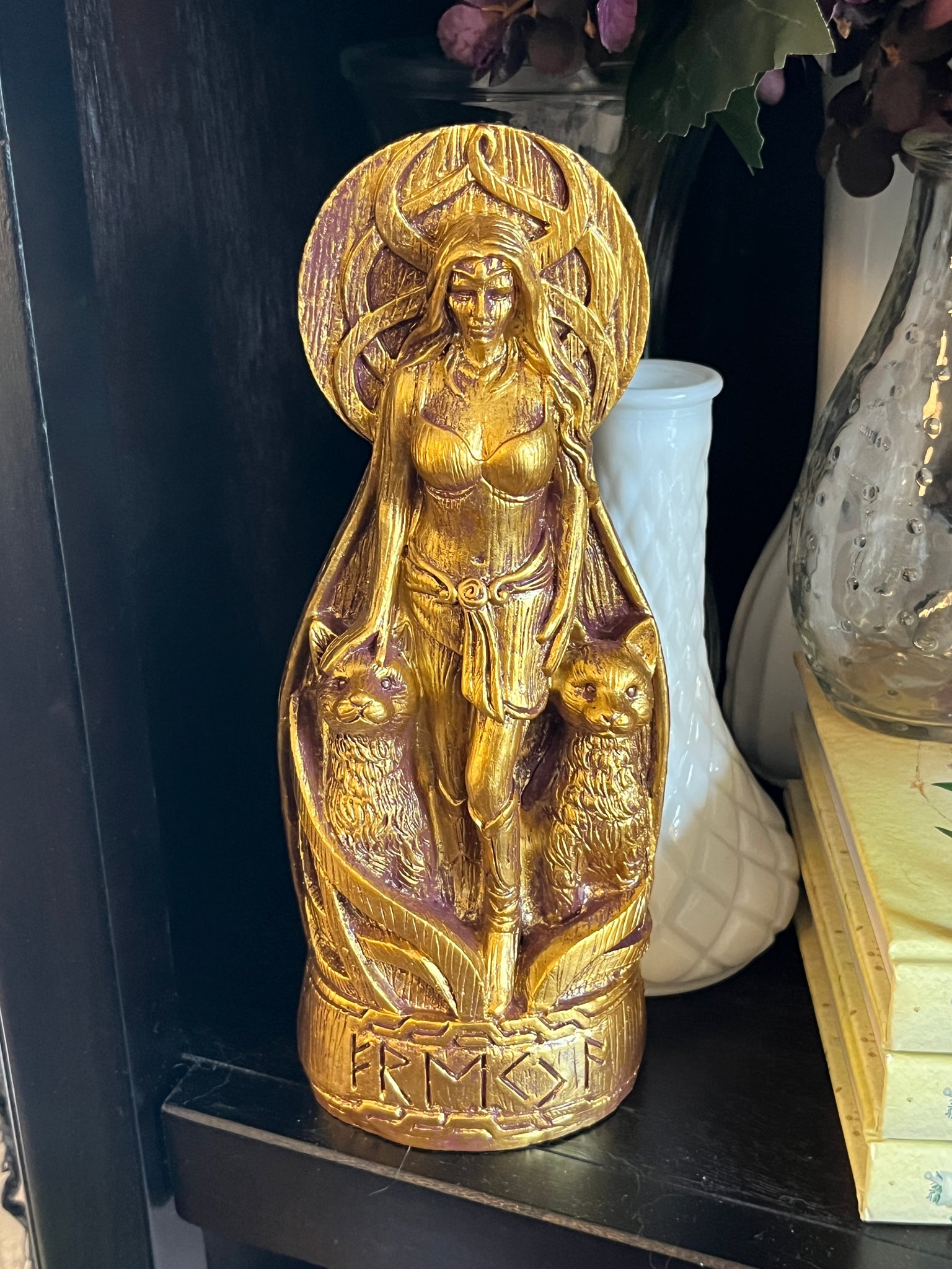 Freya Goddess Statue Gold