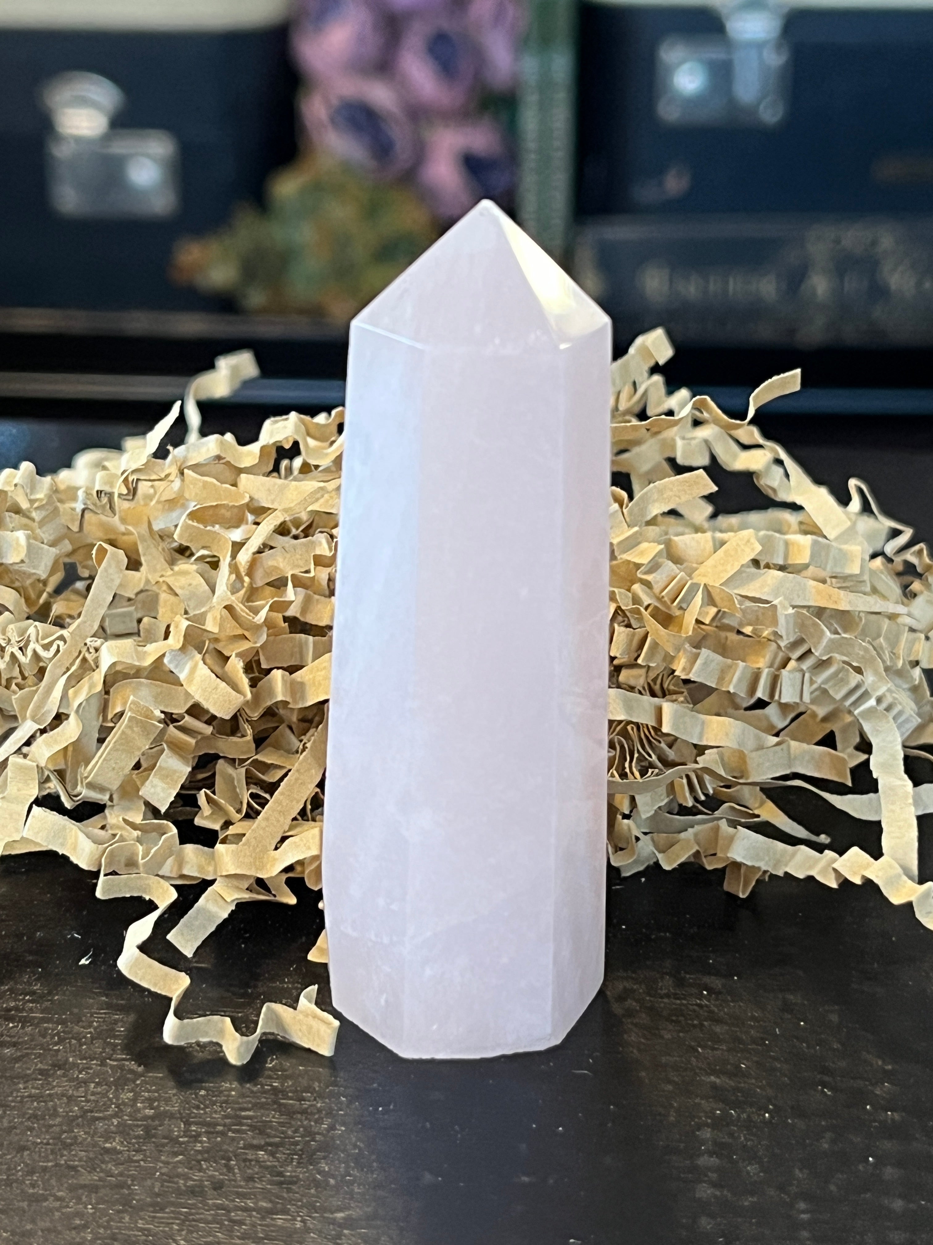 Rose Quartz Generator Tower – Love & Self-Compassion Healing Crystal (Set 2)