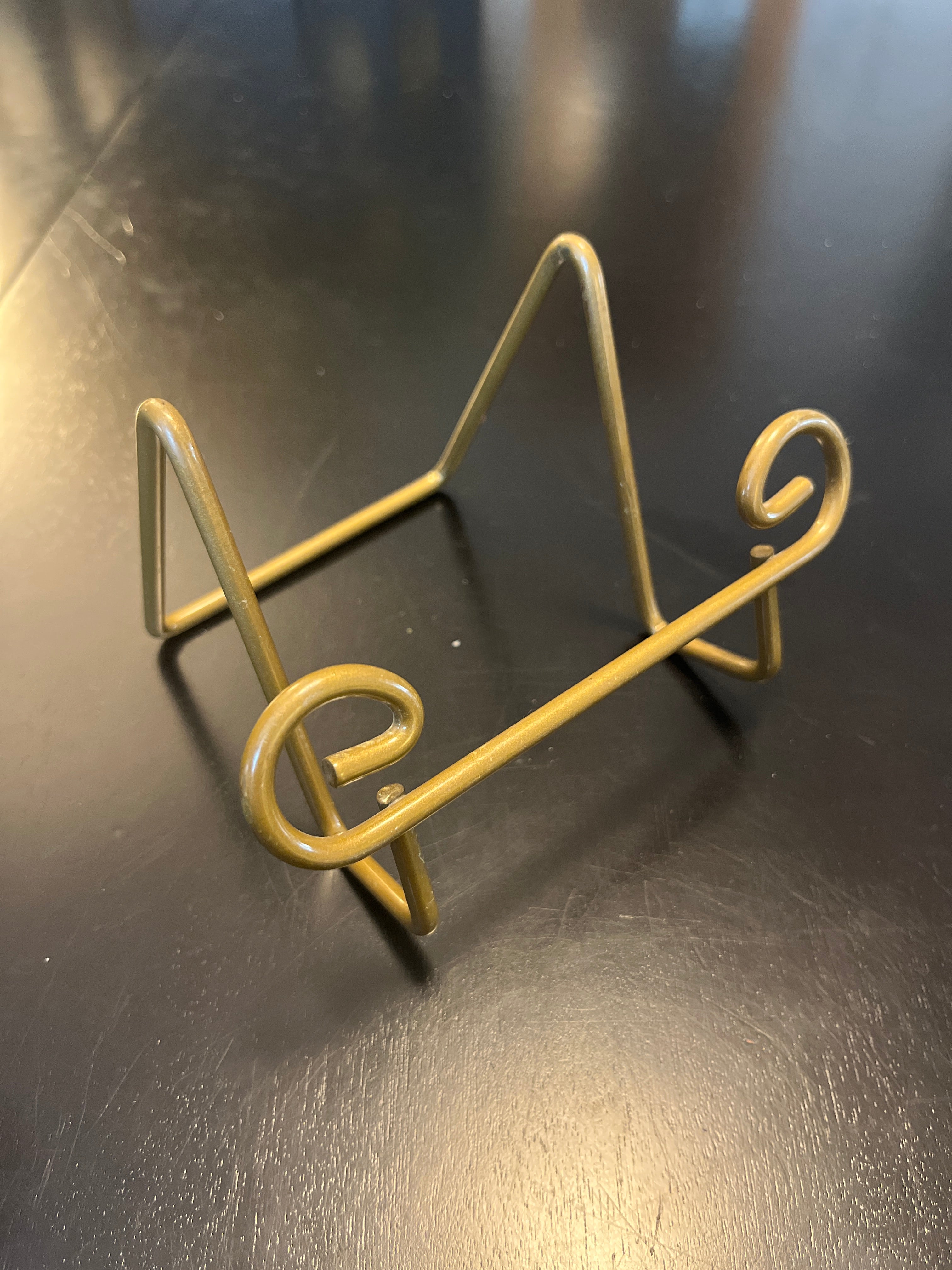 Small Metal Picture/ Book Holder