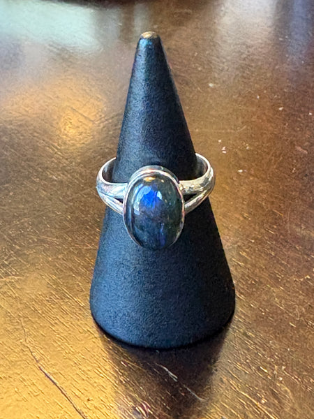Silver .925 Labradorite Ring (156) – Magic & Transformation Crystal Jewelry