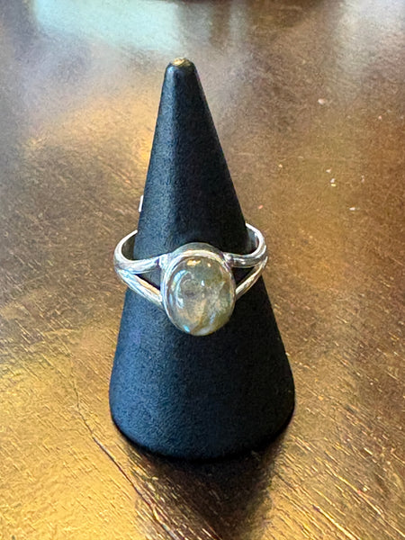 Silver .925 Labradorite Ring (156) – Magic & Transformation Crystal Jewelry