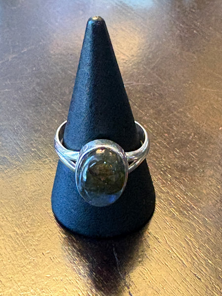 Silver .925 Labradorite Ring (156) – Magic & Transformation Crystal Jewelry