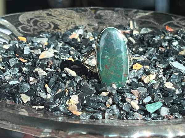 Silver .925 Bloodstone Ring (116)