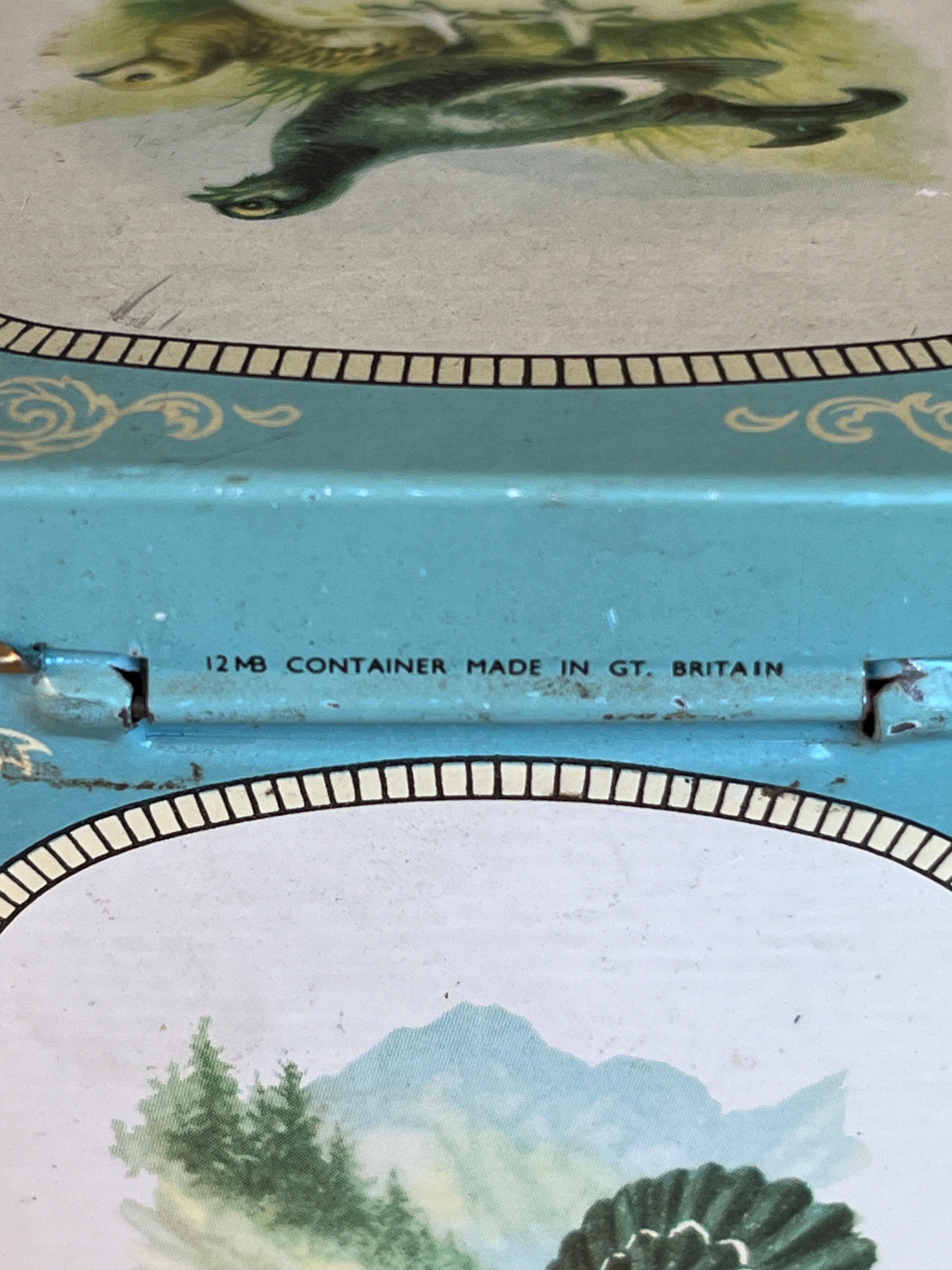 Vintage Birds of Western Australia Tin