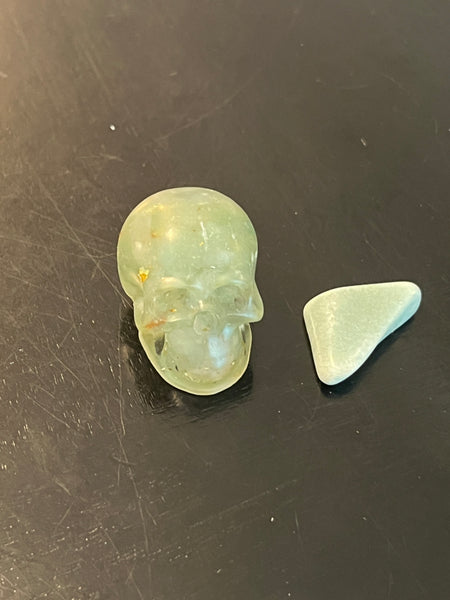 Skull Pouch w/ Crystal
