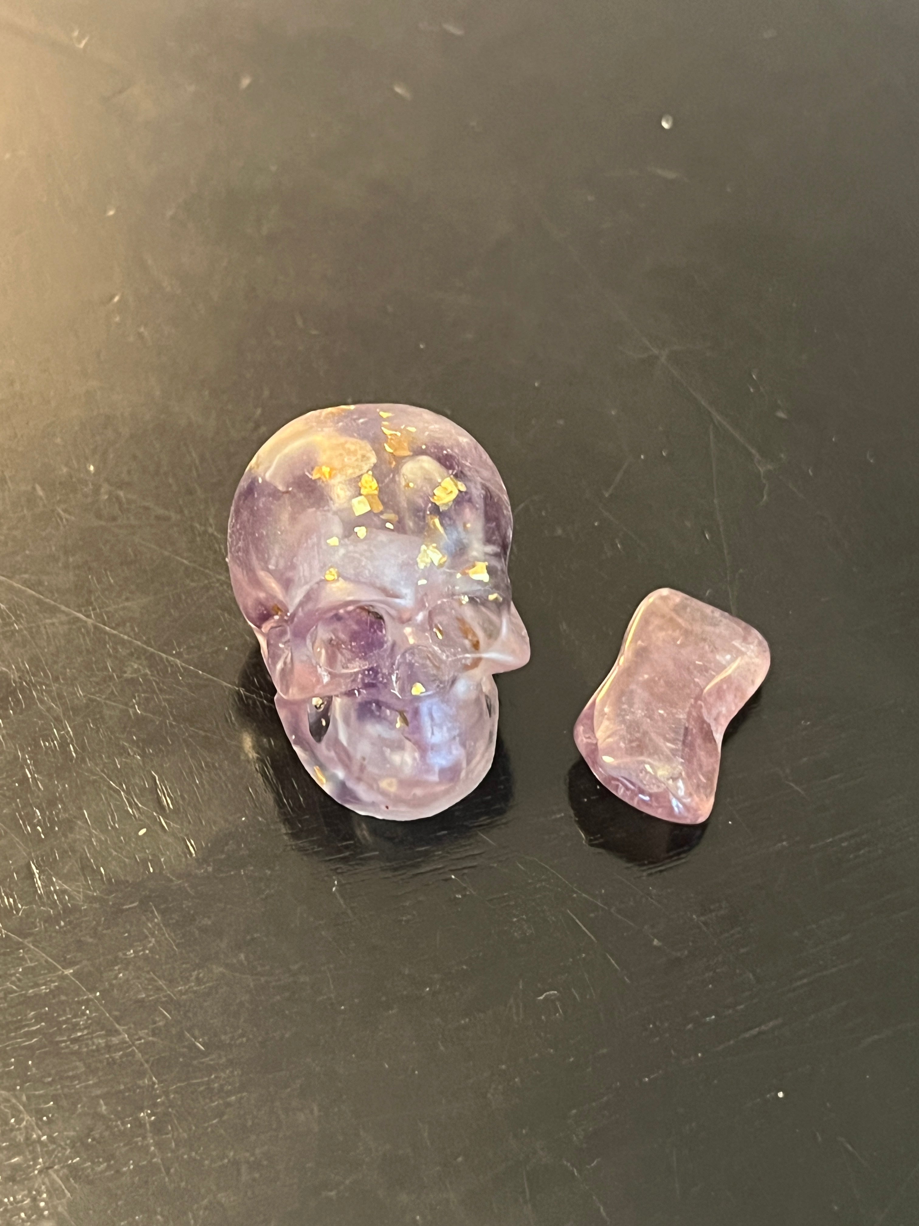 Skull Pouch w/ Crystal