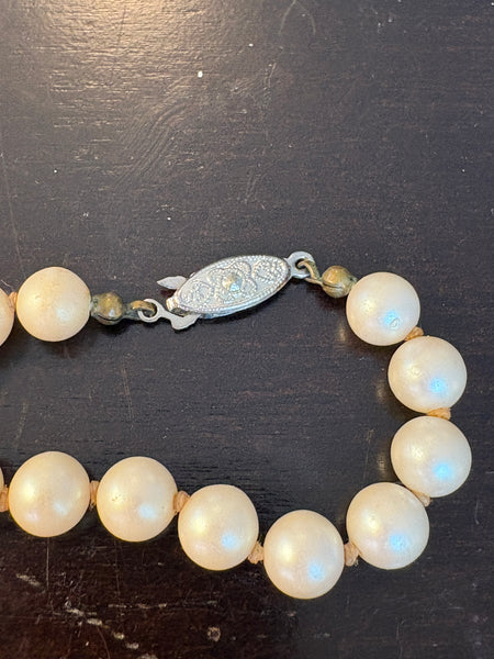 Single Strand Tied Faux Glass Pearls 9” - Cream w/ Gold Clasp