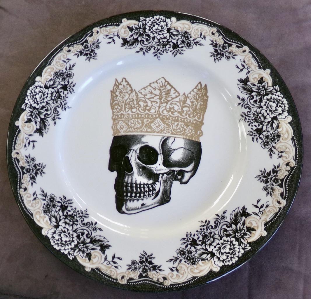 Skull King Crown - Royal Stafford. Limited edition. Spookyville collection