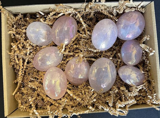 Rose Quartz Palm Stone – Love & Self-Compassion Healing Crystal