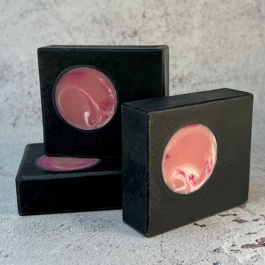 FULL MOON ARTISAN SOAP - APRIL PINK (FISH) MOON
