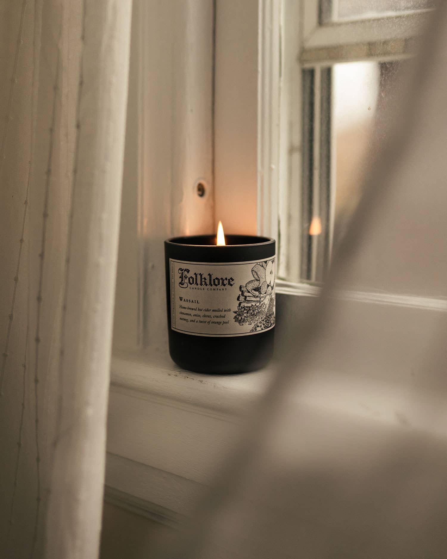 Luminary Studio - Wassail Soy Candle [SEASONAL] by Folklore Candle Co