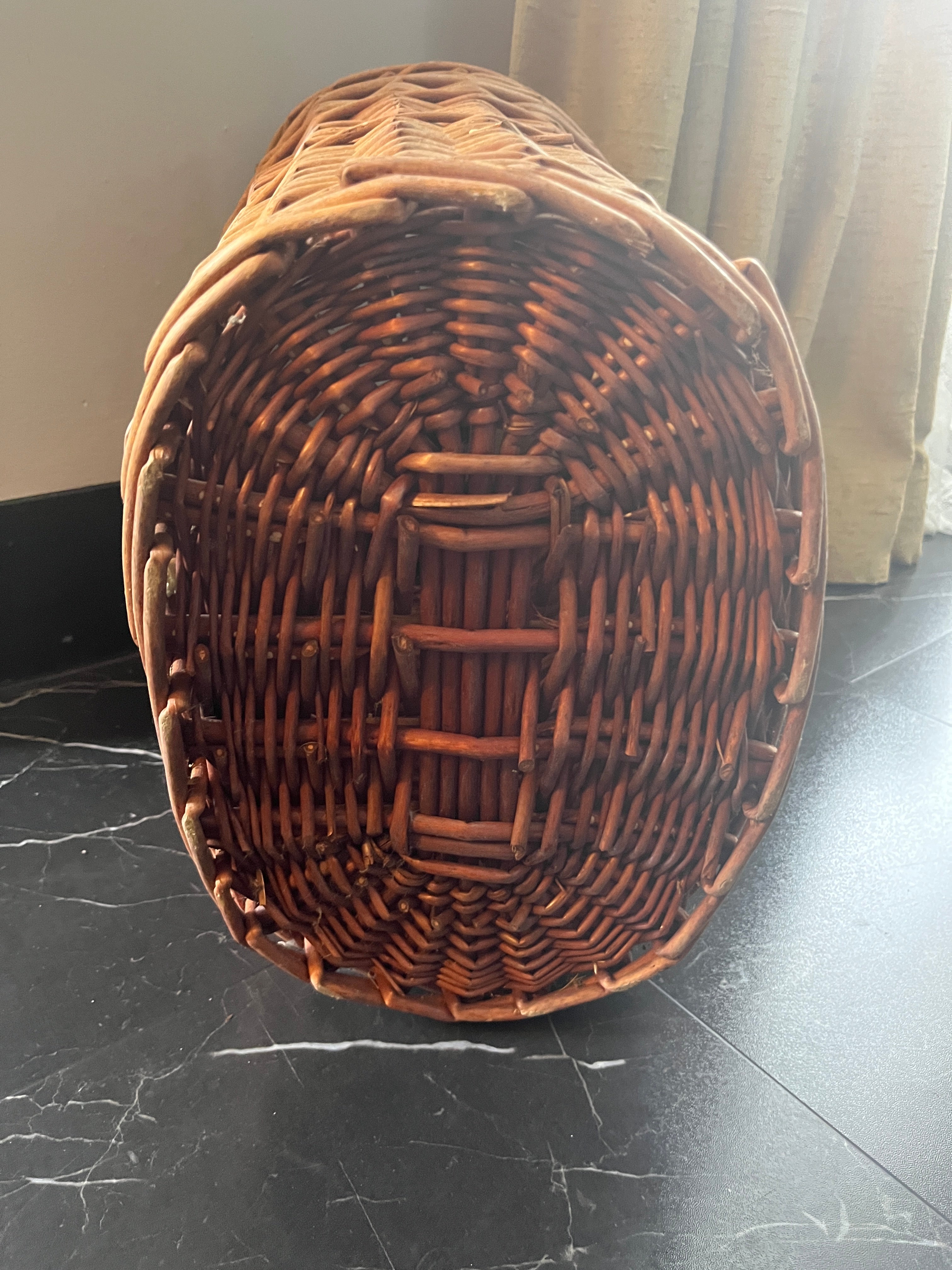 Hamper Style Basket