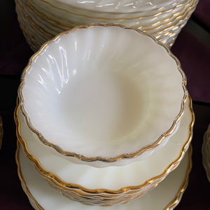 Anchor Hocking Fire King Dessert Bowl Milk Glass Swirl Golden Shell Lustre 5”