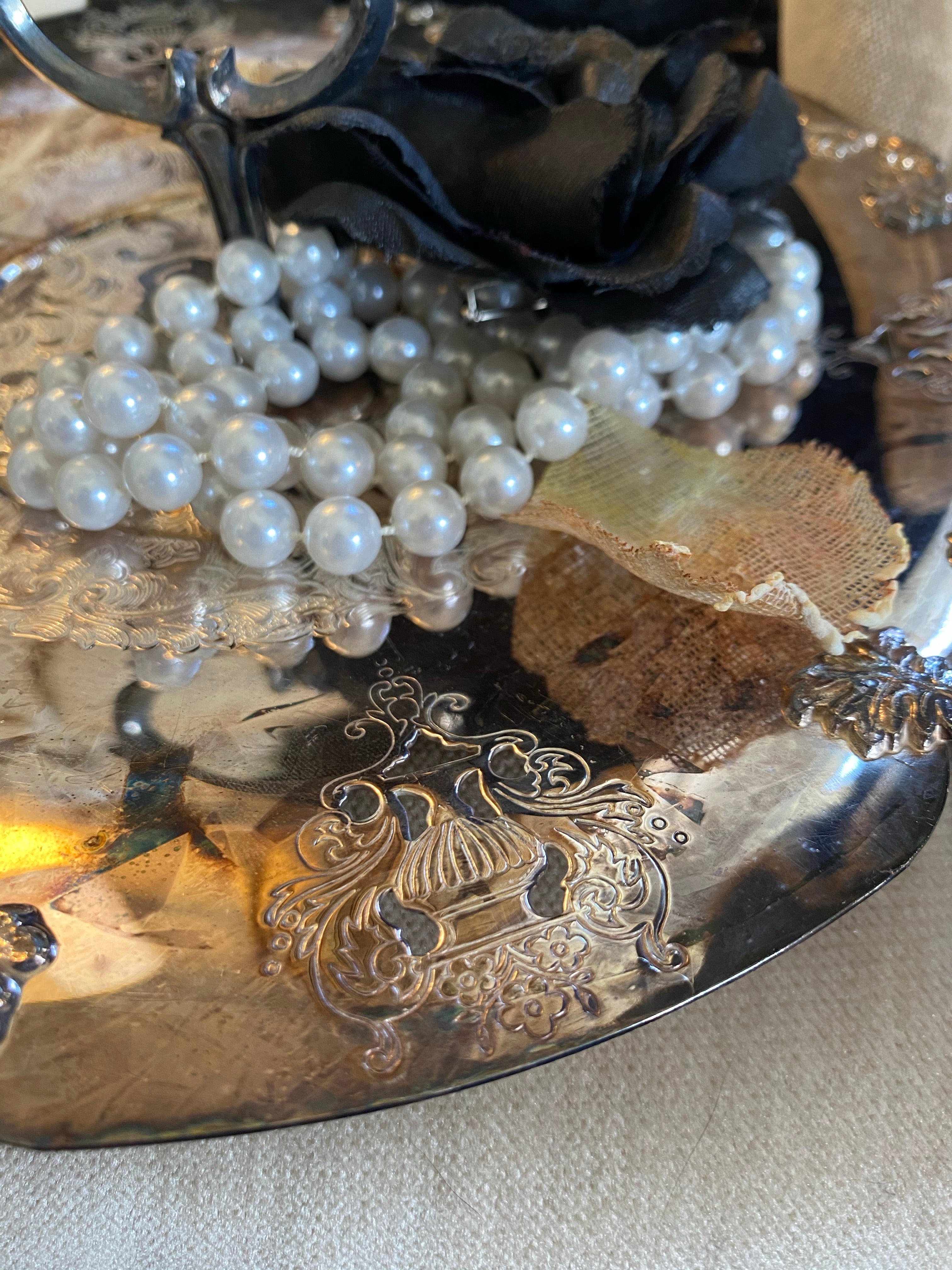 Coronet Silver Plated Dish w/ Handle & Pedestal Base