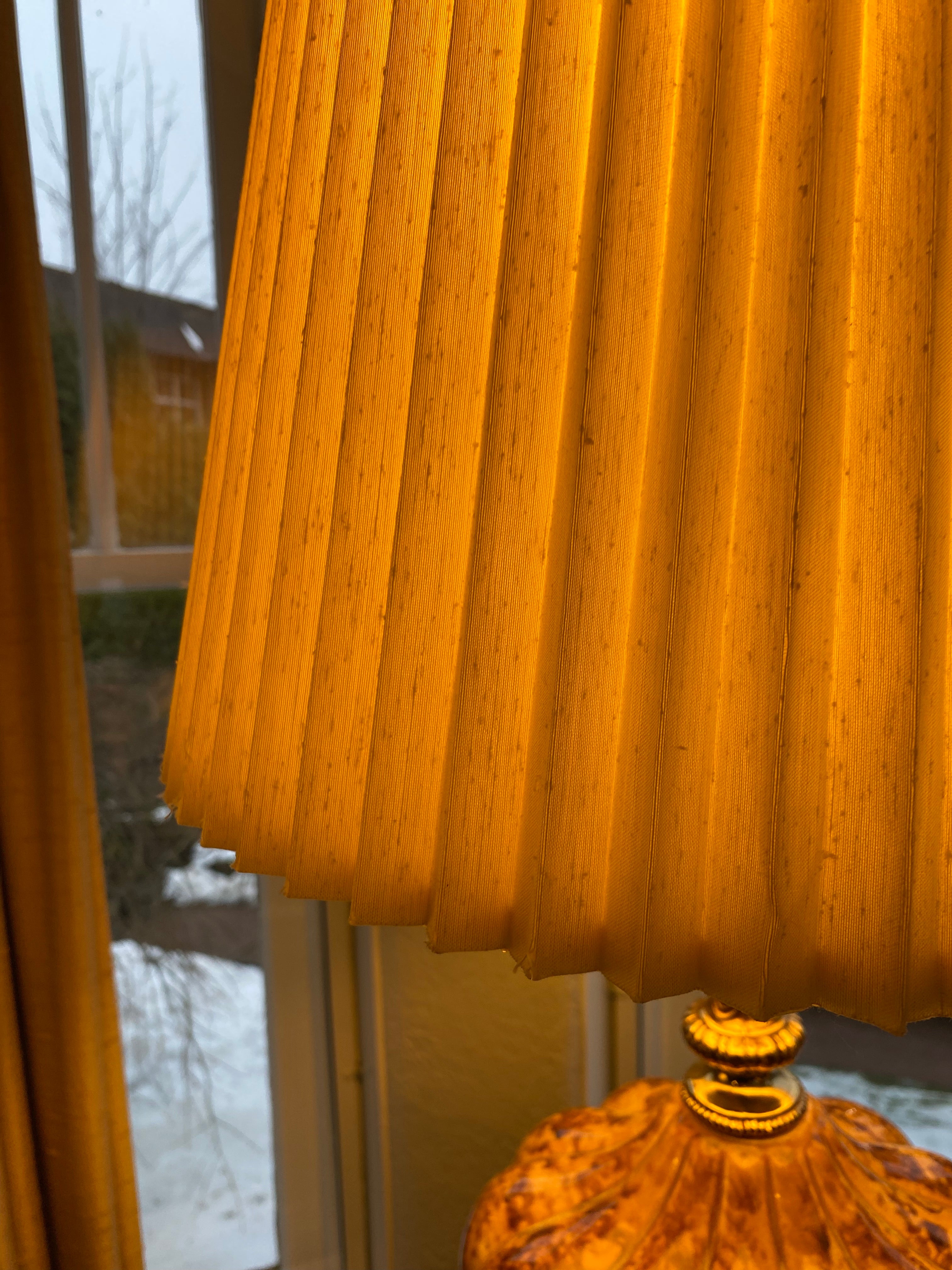 Vintage Lamp w/ Caramel Body & Gold Filigree Base