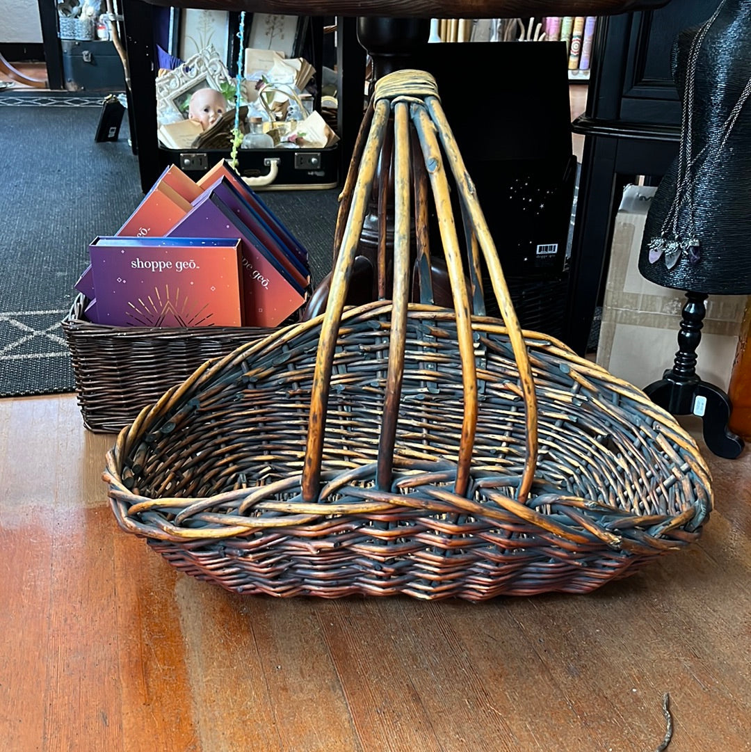 Large Single Handle Basket