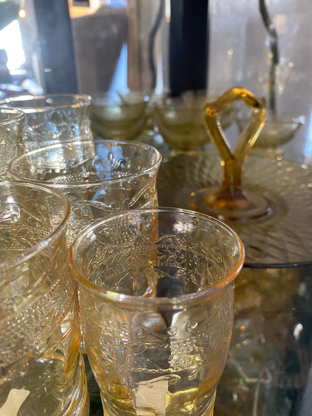 Amber Diamond Cut Tidbit Tray