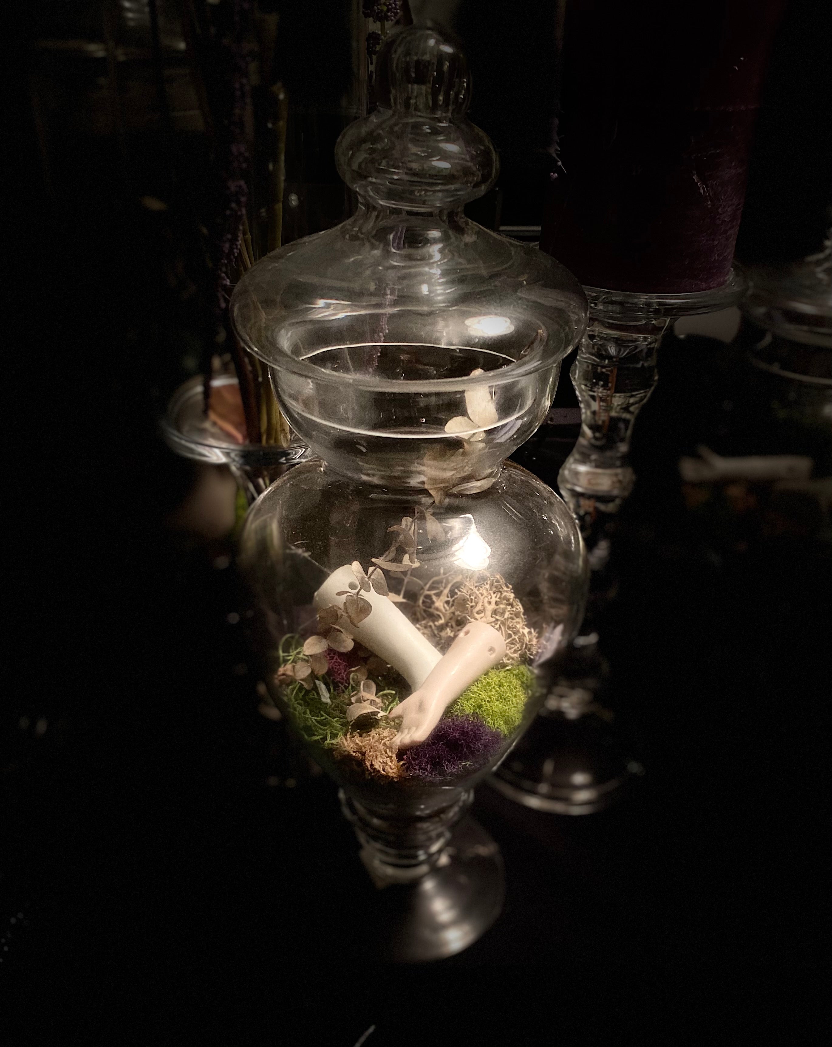 Various Vintage Porcelain Deconstructed Doll Pieces