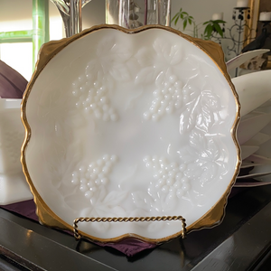 Anchor Hocking Fire King Milk Glass Fruit Bowl w/ Gold Leaf Trim