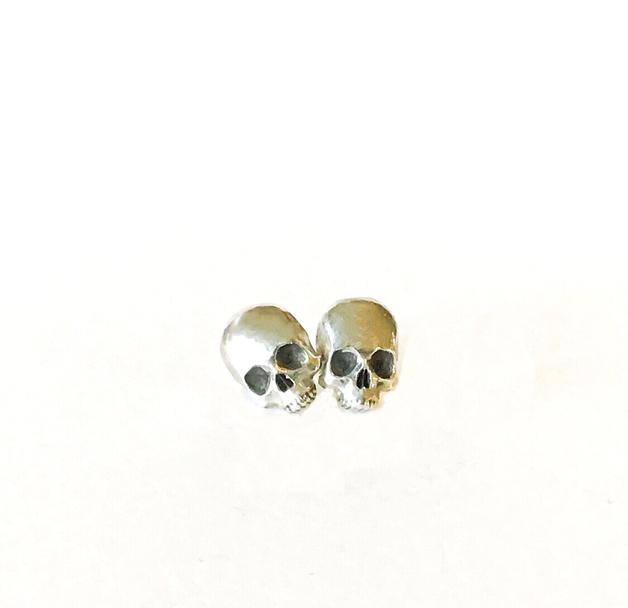 P + G Stud Earrings